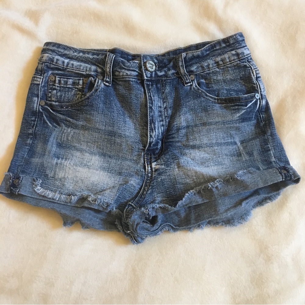 Distressed jean shorts